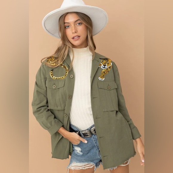 blue b Jackets & Blazers - {SOLD} SEQUIN TIGER CARGO POCKET FRONT UTILITY JACKET - OLIVE